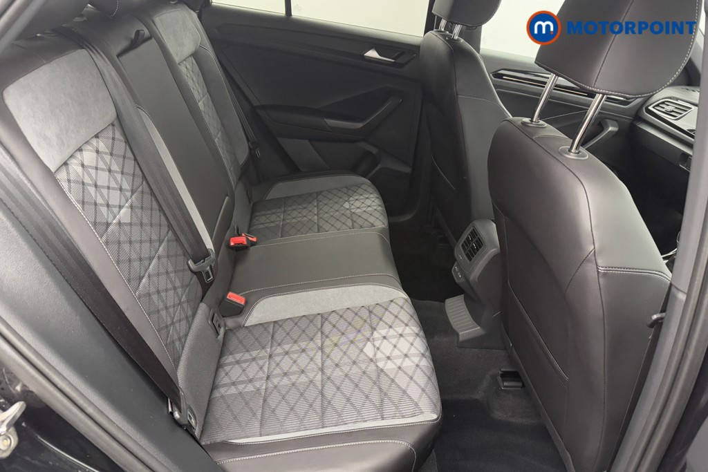 Volkswagen T-Roc R-Line Manual Petrol SUV - Stock Number (1605509) - 22nd supplementary image