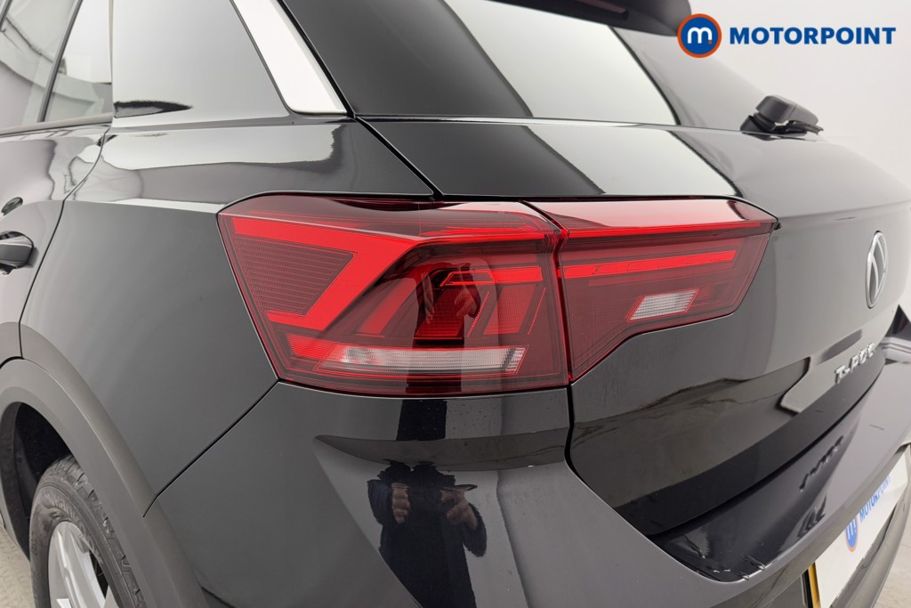 Volkswagen T-Roc R-Line Manual Petrol SUV - Stock Number (1605509) - 27th supplementary image