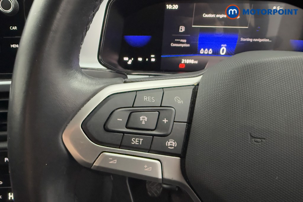 Volkswagen T-Roc Life Manual Petrol SUV - Stock Number (1605521) - 4th supplementary image