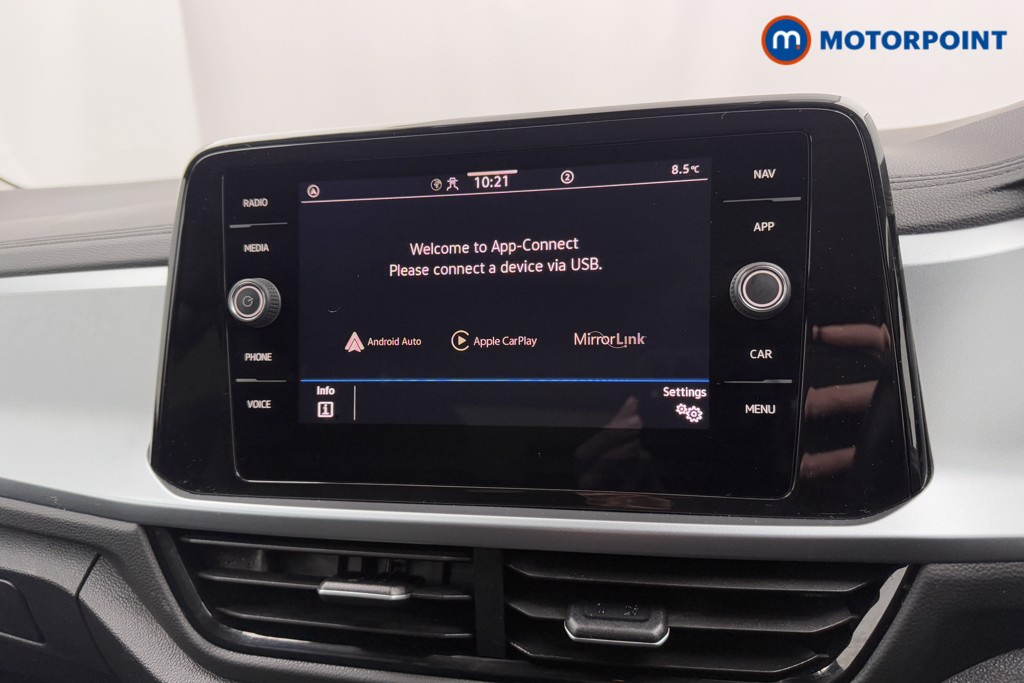 Volkswagen T-Roc Life Manual Petrol SUV - Stock Number (1605521) - 11th supplementary image