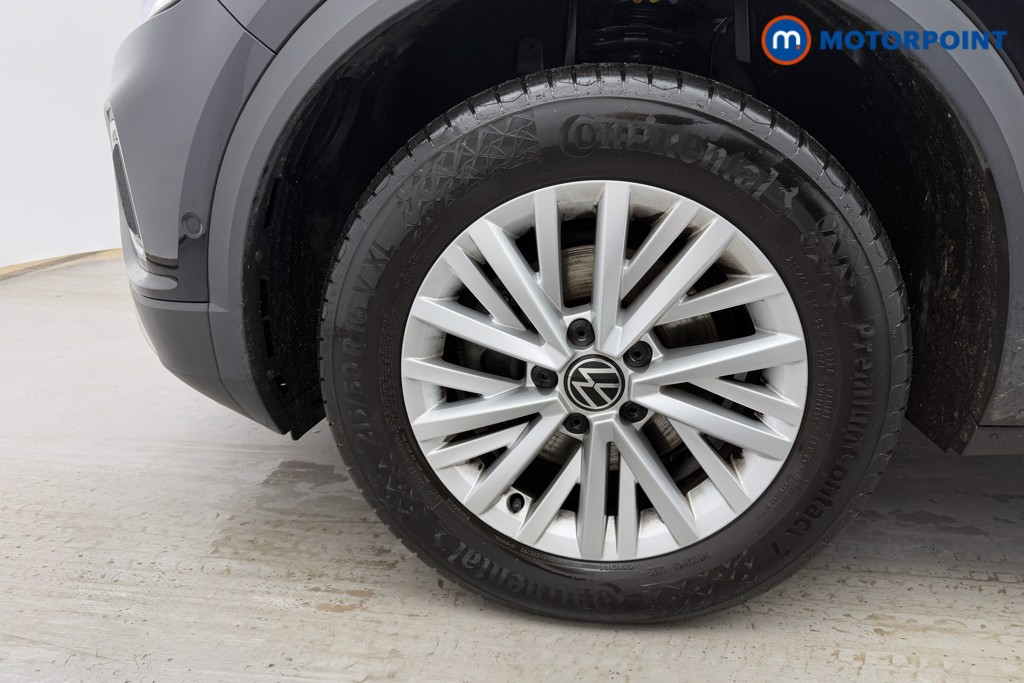 Volkswagen T-Roc Life Manual Petrol SUV - Stock Number (1605521) - 30th supplementary image