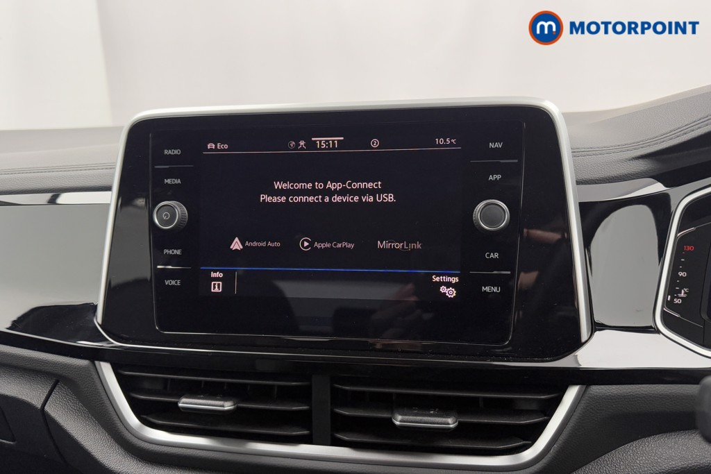 Volkswagen T-Roc R-Line Manual Petrol SUV - Stock Number (1605626) - 9th supplementary image