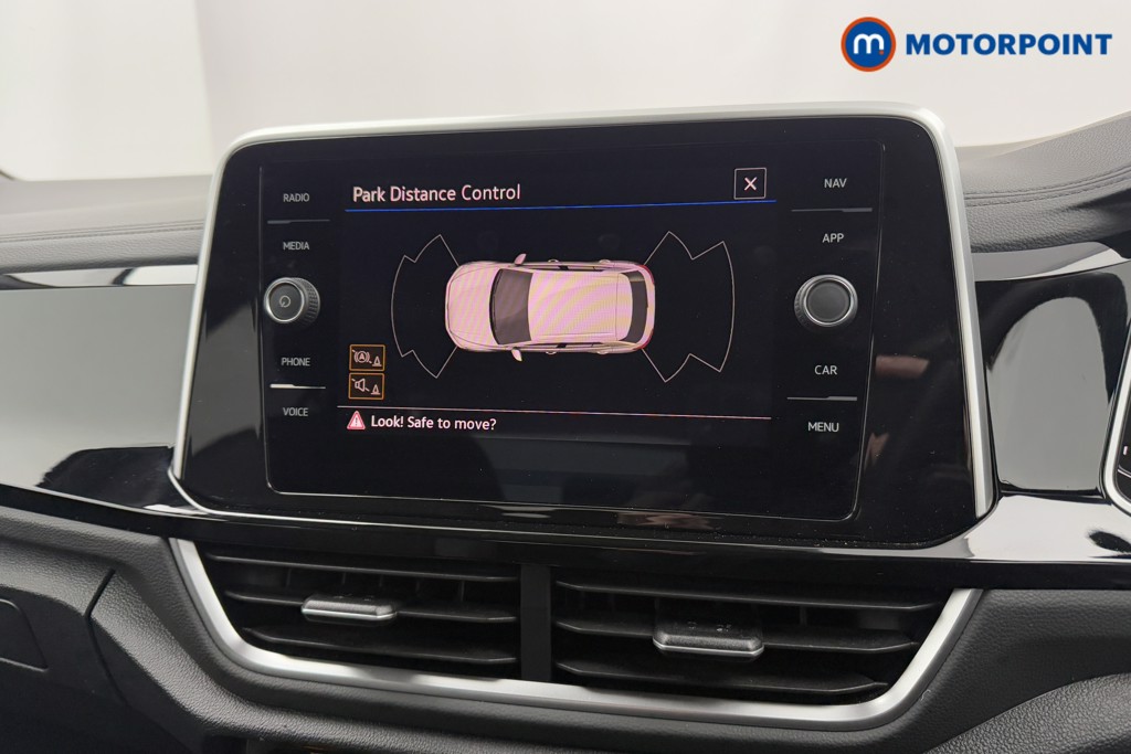 Volkswagen T-Roc R-Line Manual Petrol SUV - Stock Number (1605626) - 12th supplementary image