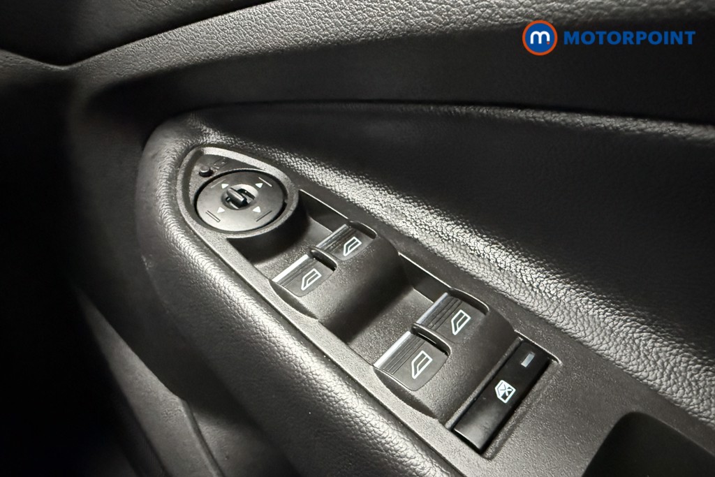 Ford Kuga St-Line Manual Diesel SUV - Stock Number (1605794) - 17th supplementary image