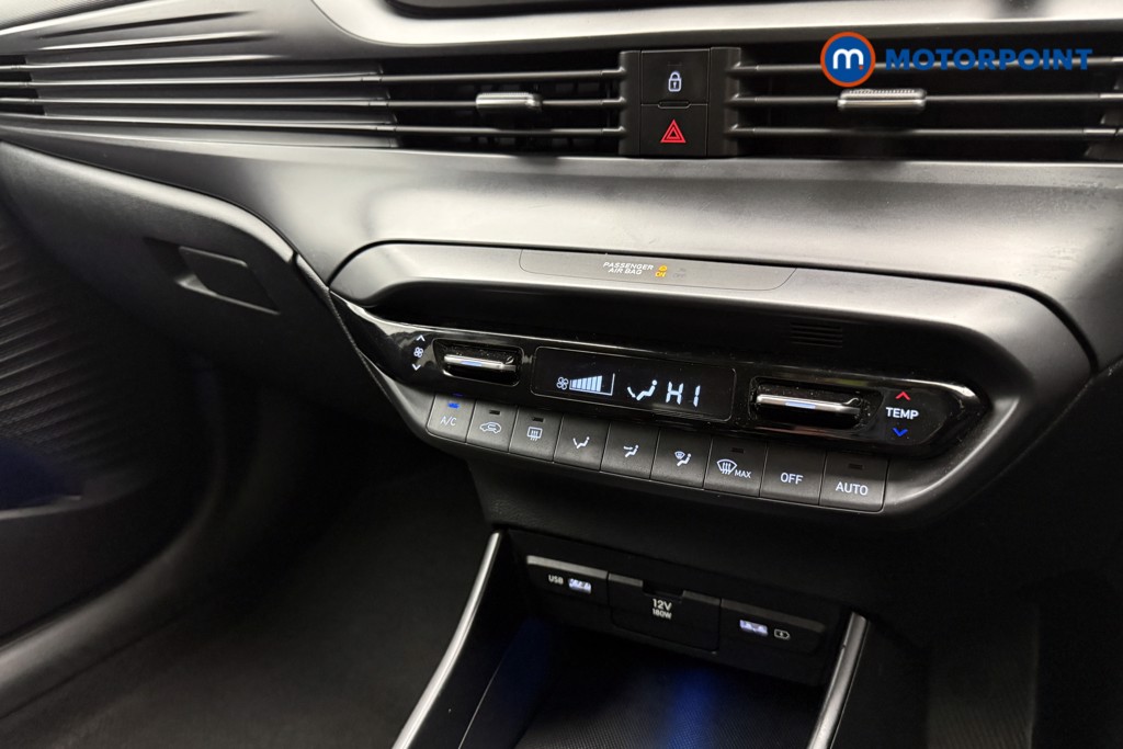 Hyundai I20 Premium Manual Petrol Hatchback - Stock Number (1605828) - 13th supplementary image