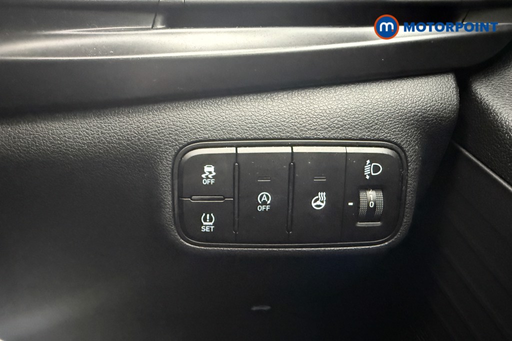 Hyundai I20 Premium Manual Petrol Hatchback - Stock Number (1605828) - 16th supplementary image