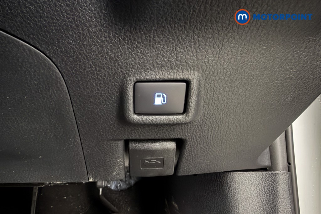 Toyota C-Hr Icon Automatic Petrol-Electric Hybrid SUV - Stock Number (1606509) - 11th supplementary image