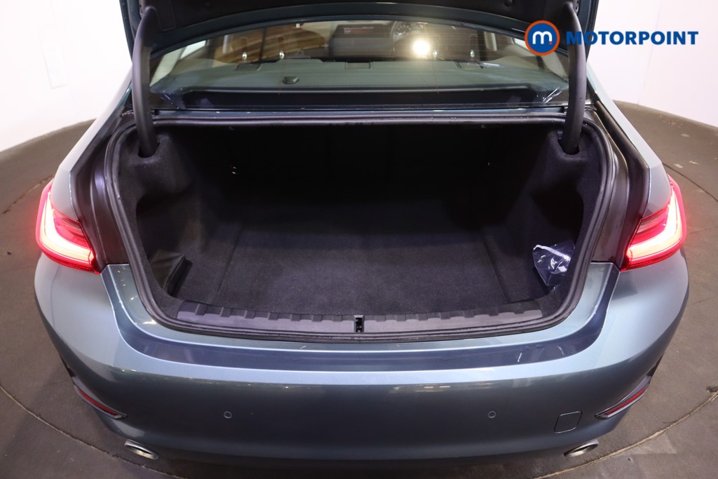 BMW 3 Series SE Automatic Diesel Saloon - Stock Number (1606699) - 8th supplementary image