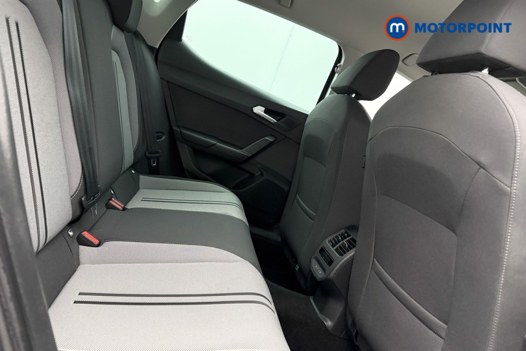 Seat Leon Se Dynamic Manual Petrol Hatchback - Stock Number (1607110) - 9th supplementary image