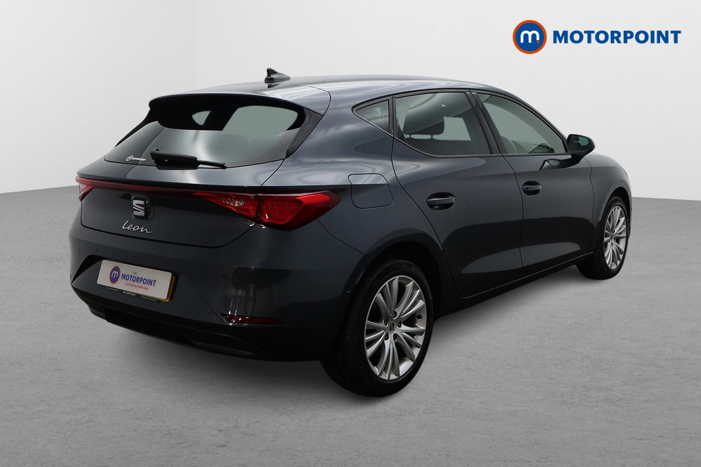 Seat Leon Se Dynamic Manual Petrol Hatchback - Stock Number (1607110) - Drivers side rear corner