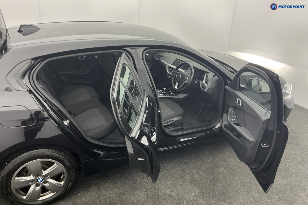 BMW 1 Series SE Automatic Petrol Hatchback - Stock Number (1607266) - 11th supplementary image