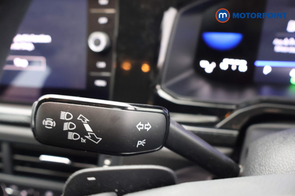 Volkswagen Polo Life Automatic Petrol Hatchback - Stock Number (1607534) - 11th supplementary image