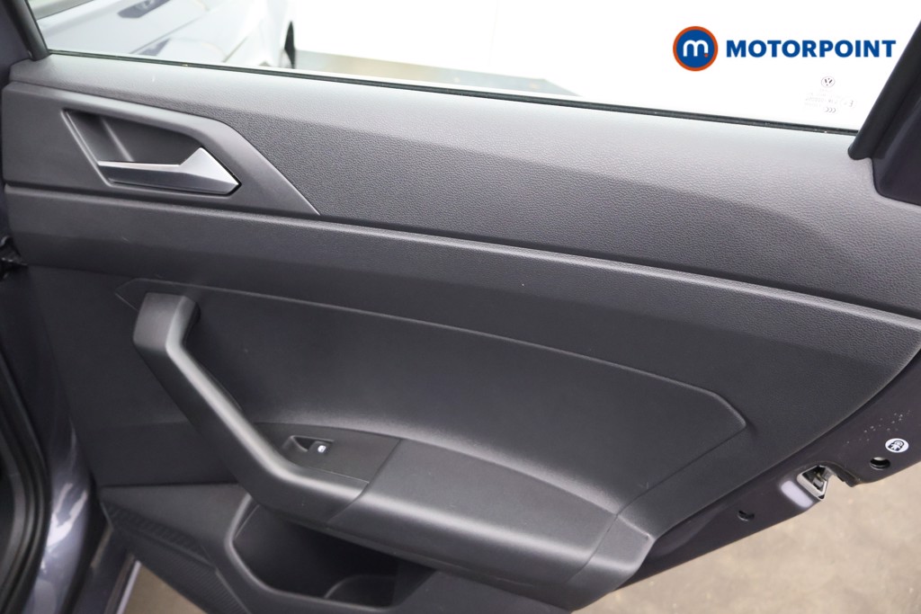 Volkswagen Polo Life Automatic Petrol Hatchback - Stock Number (1607534) - 23rd supplementary image