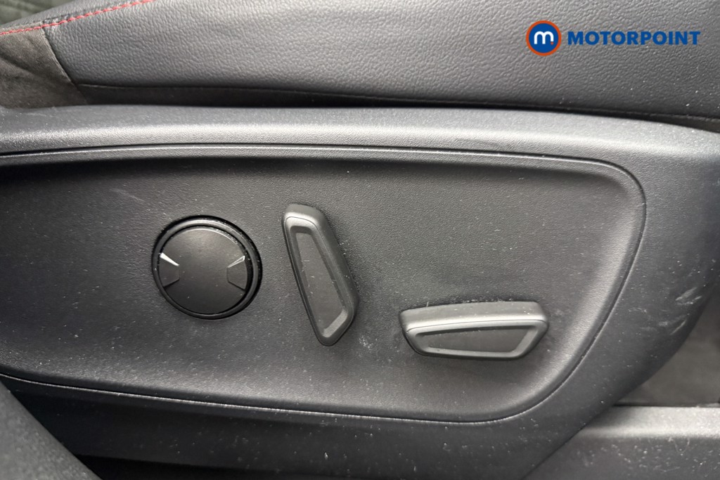 Ford Kuga Graphite Tech Edition Automatic Petrol Plug-In Hybrid SUV - Stock Number (1607557) - 18th supplementary image