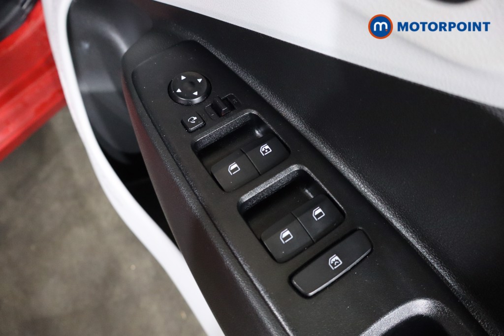 Hyundai I10 Premium Automatic Petrol Hatchback - Stock Number (1607562) - 16th supplementary image