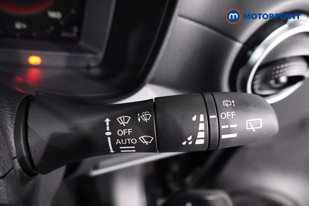 Nissan Juke Tekna Automatic Petrol SUV - Stock Number (1607608) - 15th supplementary image