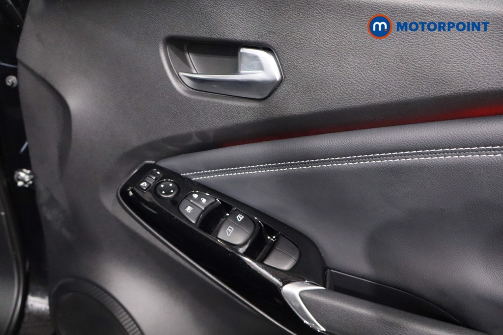 Nissan Juke Tekna Automatic Petrol SUV - Stock Number (1607608) - 24th supplementary image