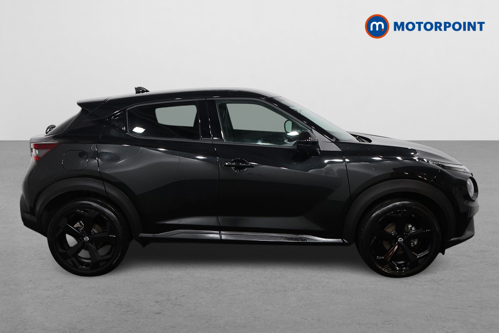 Nissan Juke Tekna Automatic Petrol SUV - Stock Number (1607608) - Drivers side