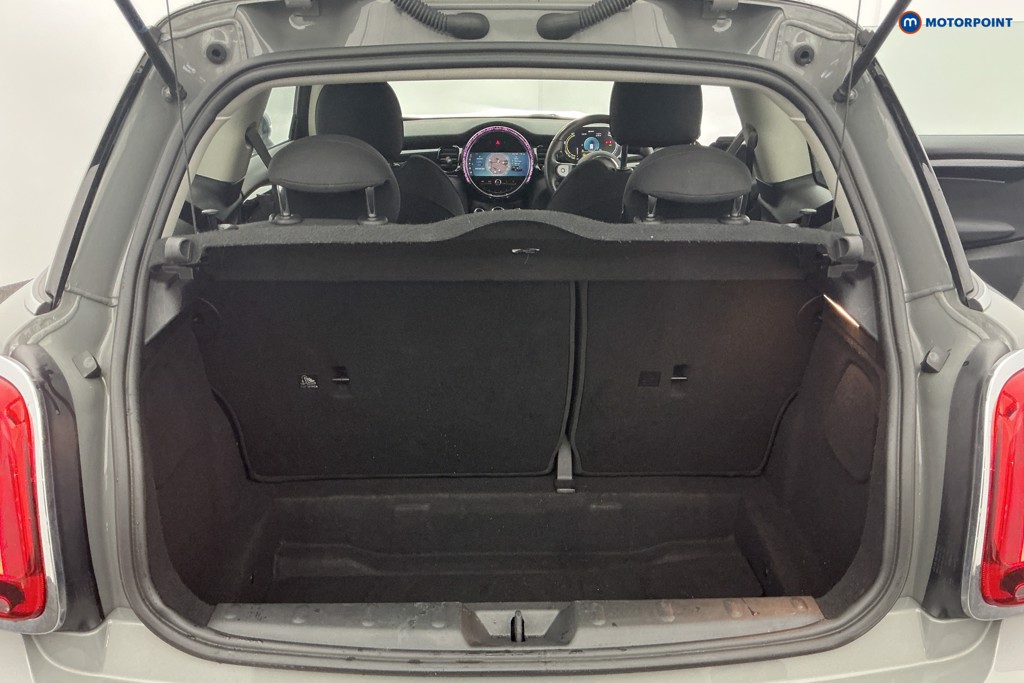 Mini Hatchback Cooper S Level 1 Automatic Electric Hatchback - Stock Number (1607775) - 4th supplementary image