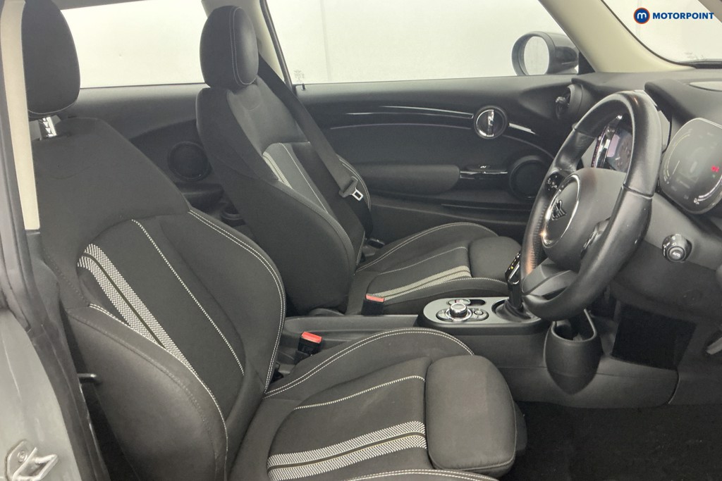 Mini Hatchback Cooper S Level 1 Automatic Electric Hatchback - Stock Number (1607775) - 6th supplementary image