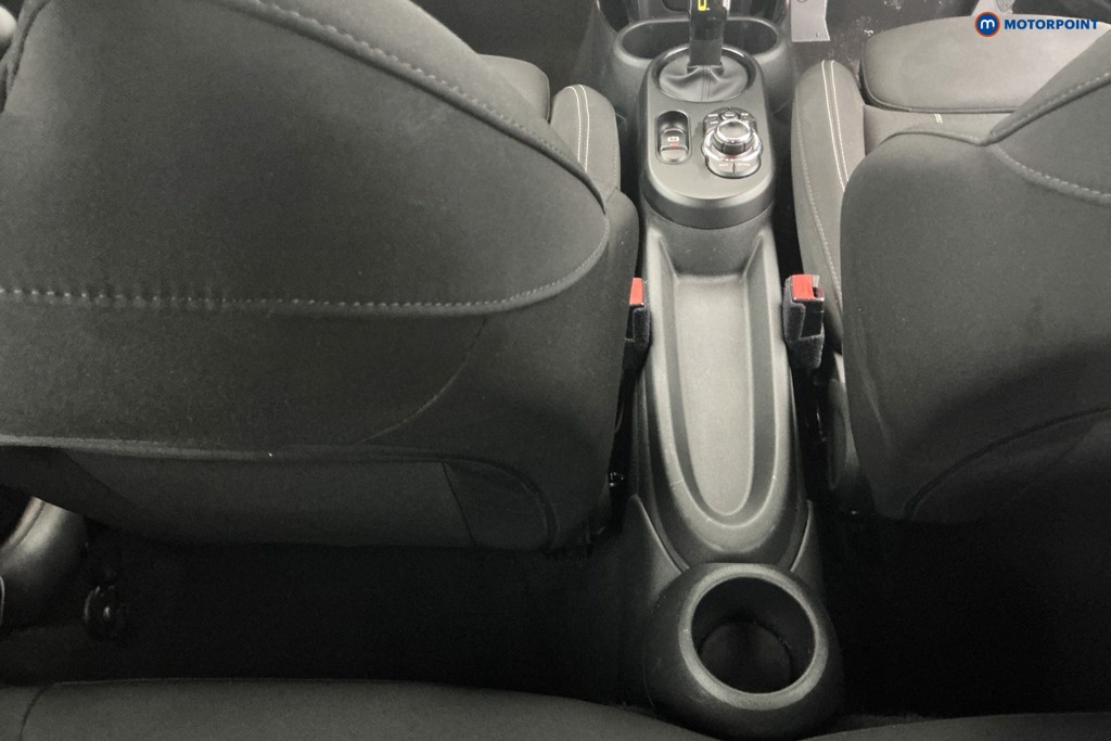 Mini Hatchback Cooper S Level 1 Automatic Electric Hatchback - Stock Number (1607775) - 11th supplementary image