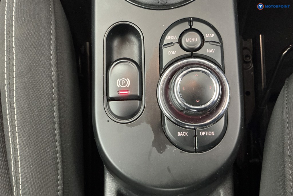 Mini Hatchback Cooper S Level 1 Automatic Electric Hatchback - Stock Number (1607775) - 15th supplementary image