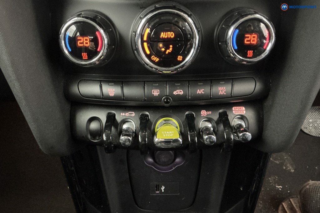 Mini Hatchback Cooper S Level 1 Automatic Electric Hatchback - Stock Number (1607775) - 17th supplementary image