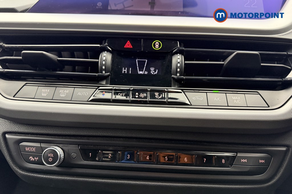 BMW 1 Series SE Manual Diesel Hatchback - Stock Number (1607800) - 11th supplementary image