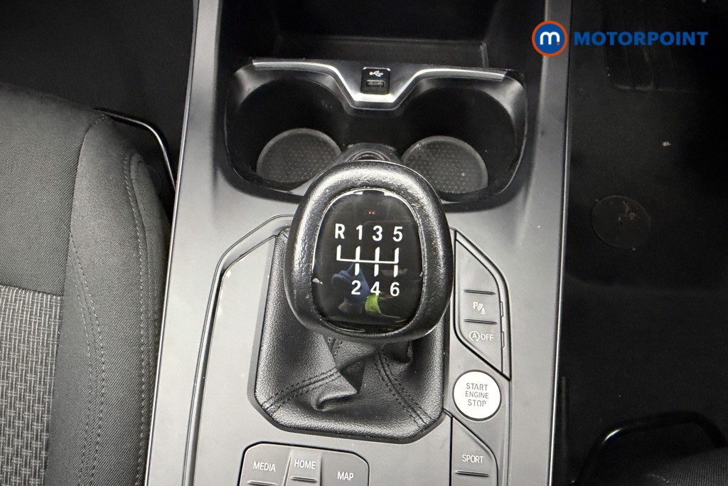 BMW 1 Series SE Manual Diesel Hatchback - Stock Number (1607800) - 14th supplementary image