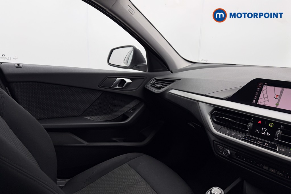 BMW 1 Series SE Manual Diesel Hatchback - Stock Number (1607800) - 18th supplementary image