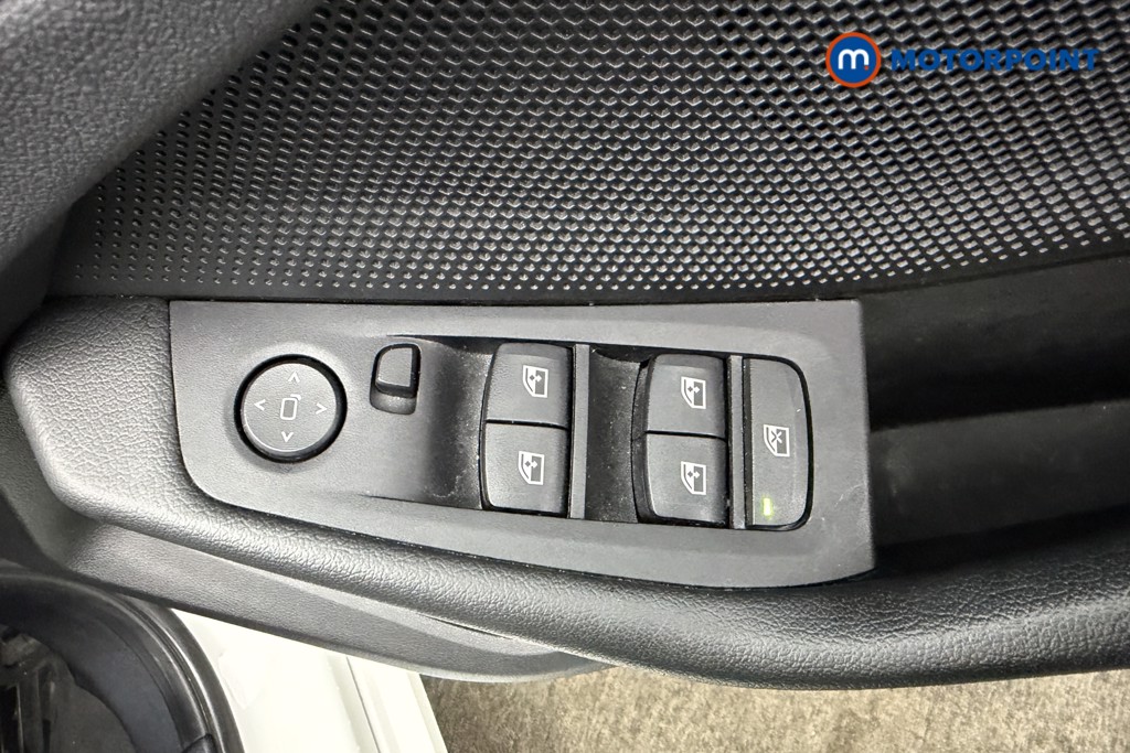 BMW 1 Series SE Manual Diesel Hatchback - Stock Number (1607800) - 19th supplementary image