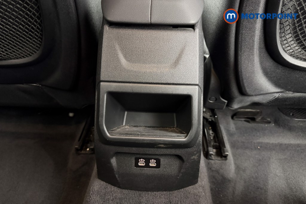 BMW 1 Series SE Manual Diesel Hatchback - Stock Number (1607800) - 24th supplementary image