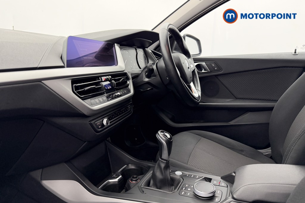 BMW 1 Series SE Manual Diesel Hatchback - Stock Number (1607800) - 32nd supplementary image