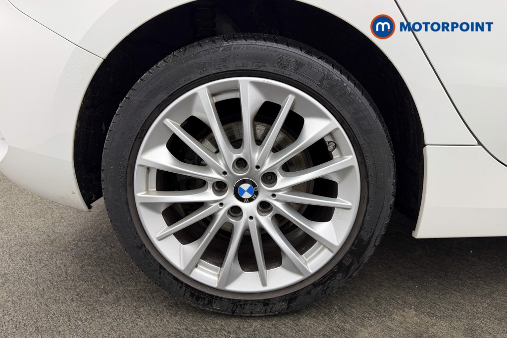 BMW 1 Series SE Manual Diesel Hatchback - Stock Number (1607800) - 39th supplementary image