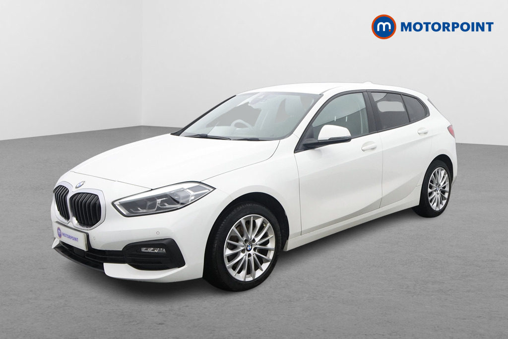 BMW 1 Series SE Manual Diesel Hatchback - Stock Number (1607800) - Passenger side front corner