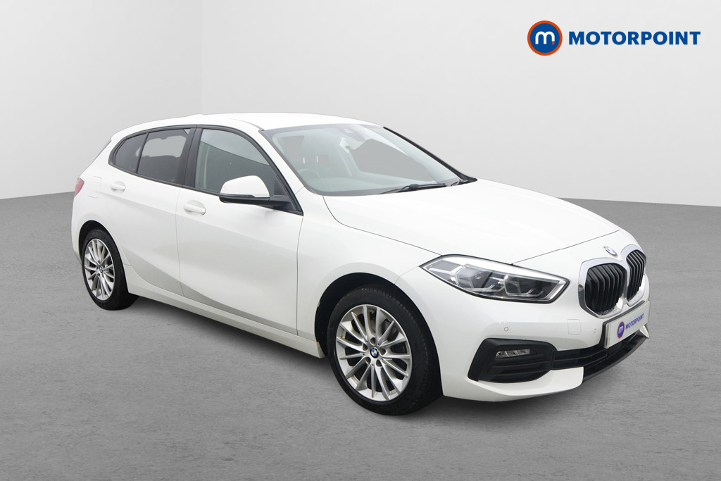 BMW 1 Series SE Manual Diesel Hatchback - Stock Number (1607800) - Drivers side front corner