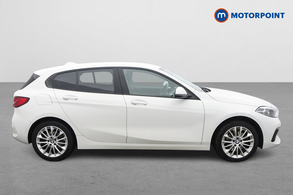 BMW 1 Series SE Manual Diesel Hatchback - Stock Number (1607800) - Drivers side