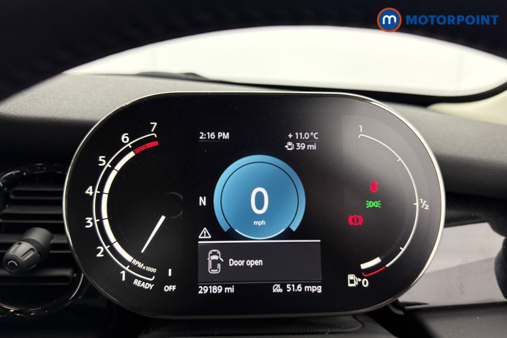 Mini Hatchback Cooper Classic Manual Petrol Hatchback - Stock Number (1608314) - 5th supplementary image