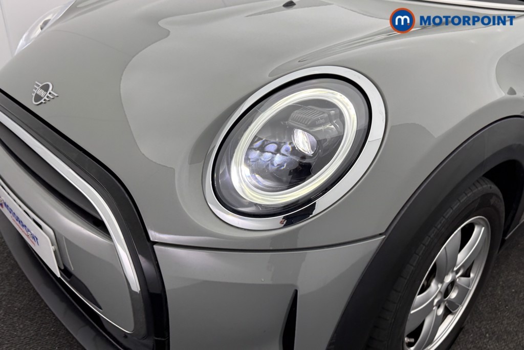 Mini Hatchback Cooper Classic Manual Petrol Hatchback - Stock Number (1608314) - 27th supplementary image