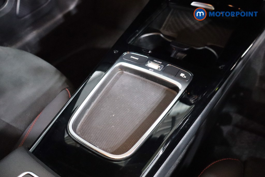 Mercedes-Benz A Class Amg Line Automatic Diesel Hatchback - Stock Number (1608390) - 12th supplementary image