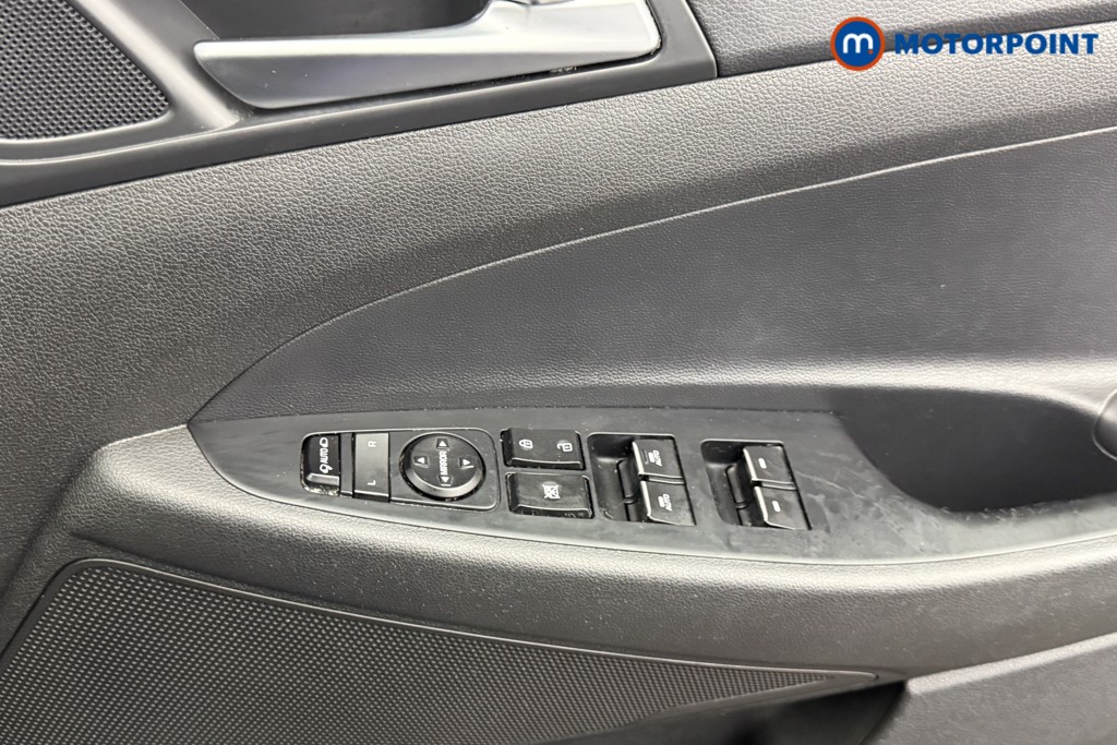 Hyundai Tucson Se Nav Manual Petrol SUV - Stock Number (1608742) - 15th supplementary image