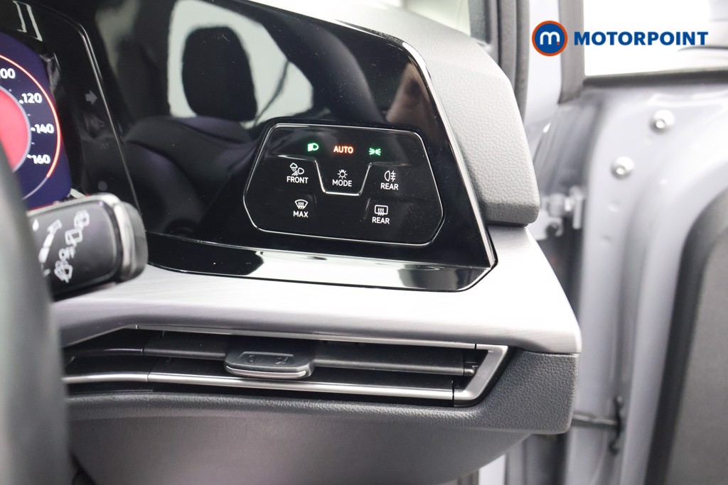 Volkswagen Golf Style Automatic Petrol Plug-In Hybrid Hatchback - Stock Number (1608925) - 7th supplementary image