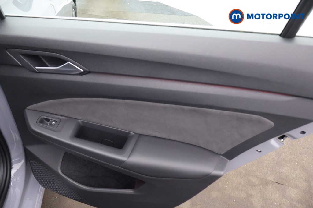 Volkswagen Golf Style Automatic Petrol Plug-In Hybrid Hatchback - Stock Number (1608925) - 17th supplementary image