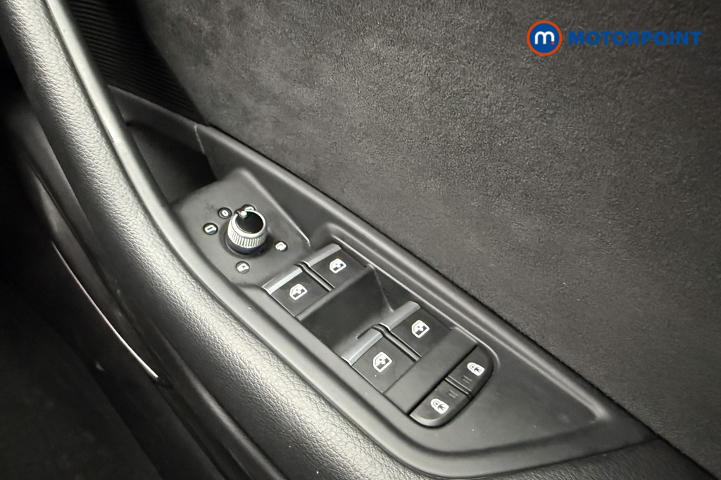 Audi A4 Black Edition Automatic Diesel Saloon - Stock Number (1608951) - 17th supplementary image