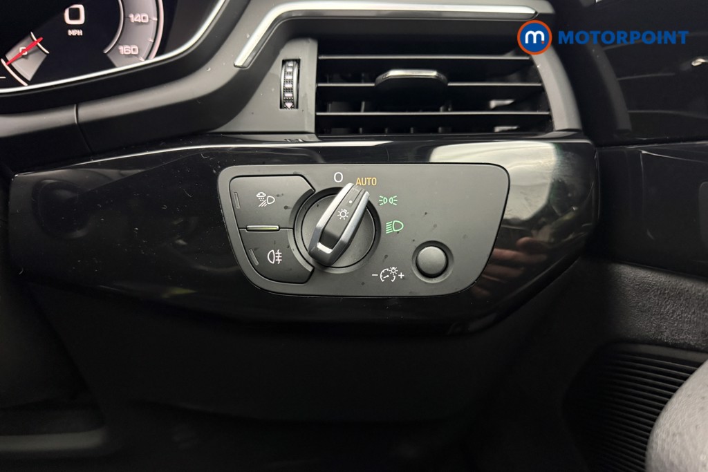 Audi A4 Black Edition Automatic Diesel Saloon - Stock Number (1608951) - 18th supplementary image