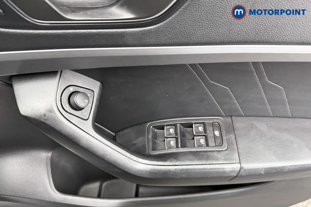 Seat Ateca FR Automatic Petrol SUV - Stock Number (1608989) - 18th supplementary image