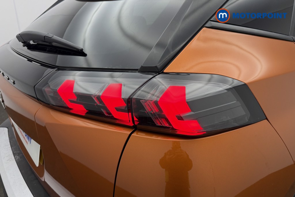 Peugeot 2008 Allure Premium-Plus Manual Petrol SUV - Stock Number (1608991) - 21st supplementary image