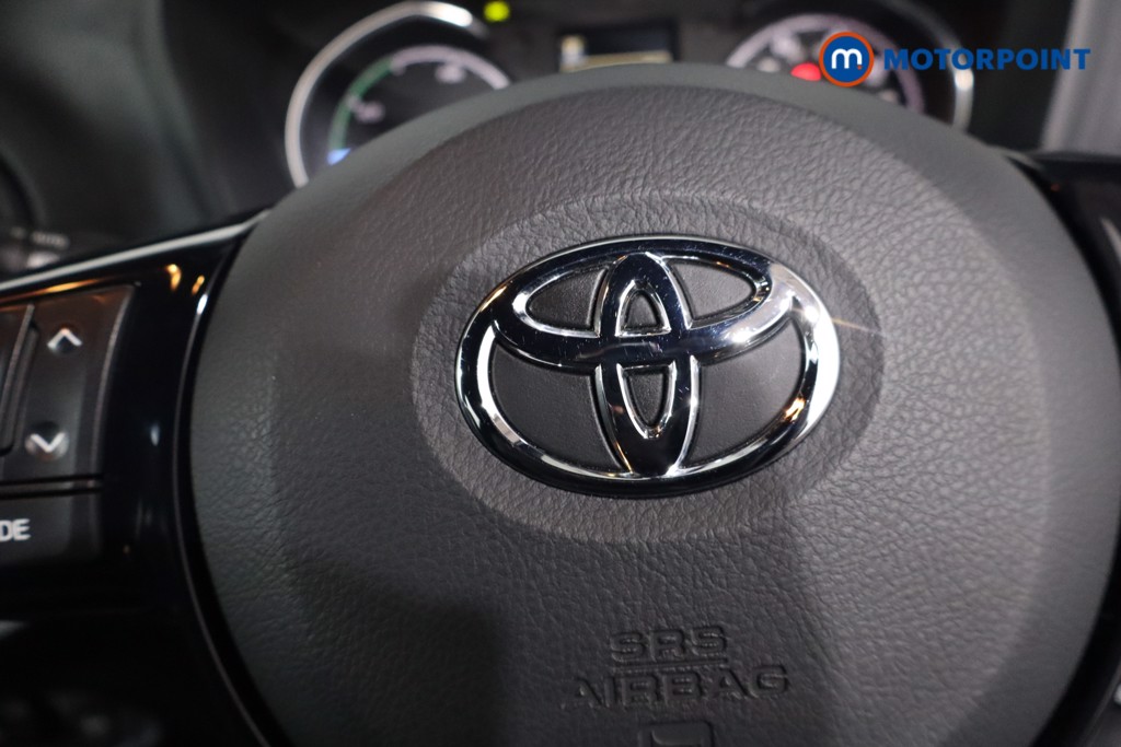 Toyota Yaris Excel Automatic Petrol-Electric Hybrid Hatchback - Stock Number (1609209) - 13th supplementary image