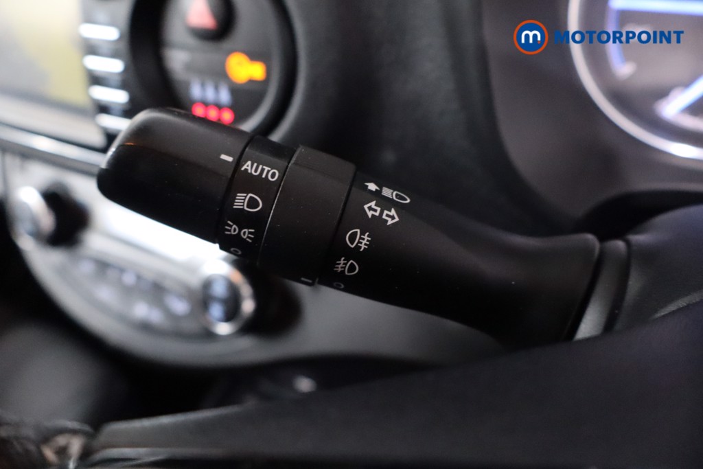 Toyota Yaris Excel Automatic Petrol-Electric Hybrid Hatchback - Stock Number (1609209) - 14th supplementary image