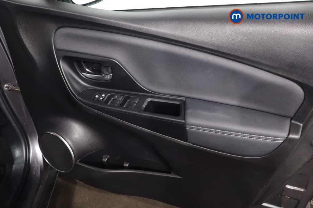 Toyota Yaris Excel Automatic Petrol-Electric Hybrid Hatchback - Stock Number (1609209) - 22nd supplementary image